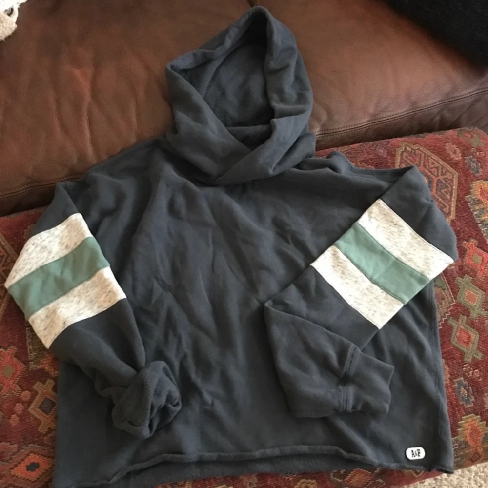 A&F cropped sweatshirt